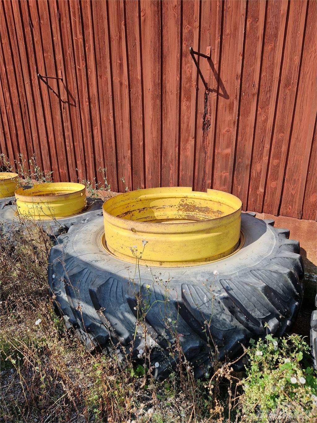  650/65x42, 540/65x30 Riepas, riteņi un diski
