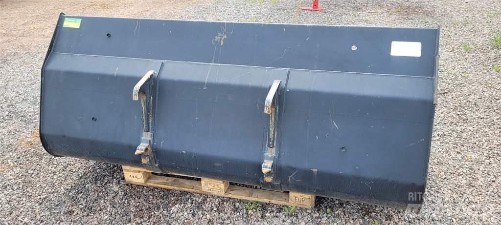 Ålö 220 LV SKOPA SMS Frontālo iekrāvēju papildaprīkojums