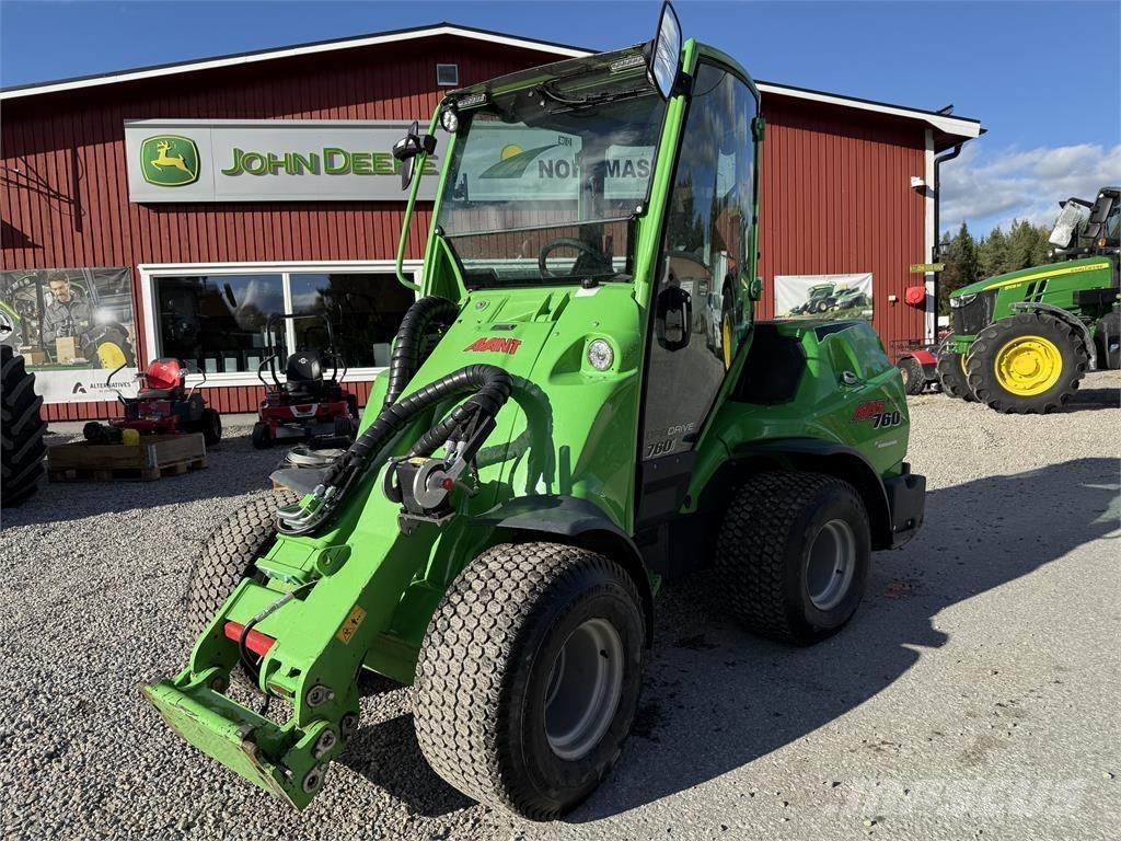Avant 760i Lietoti riteņu kompaktiekrāvēji