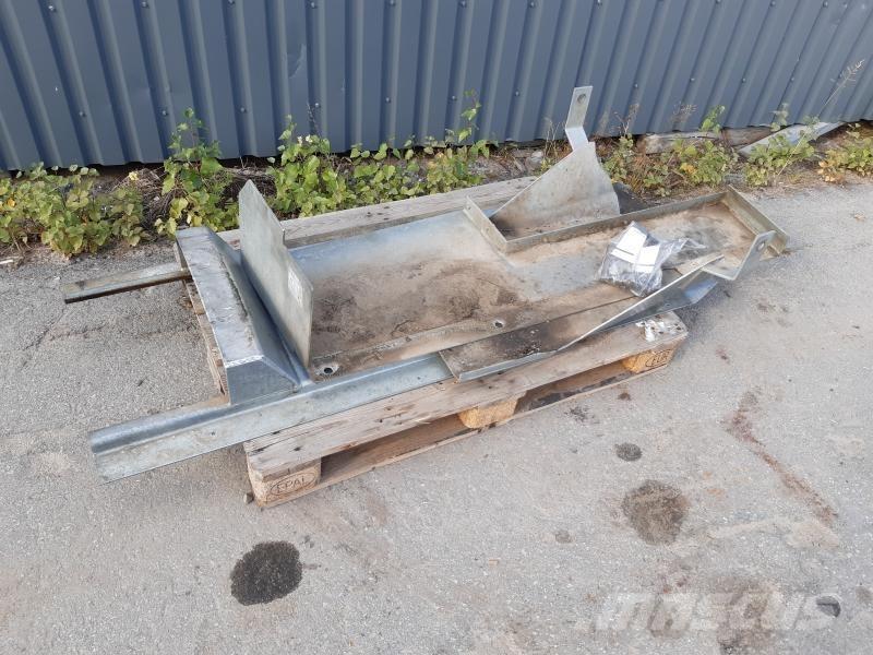  BUKPLÅT MF 5420 Cits traktoru papildaprīkojums