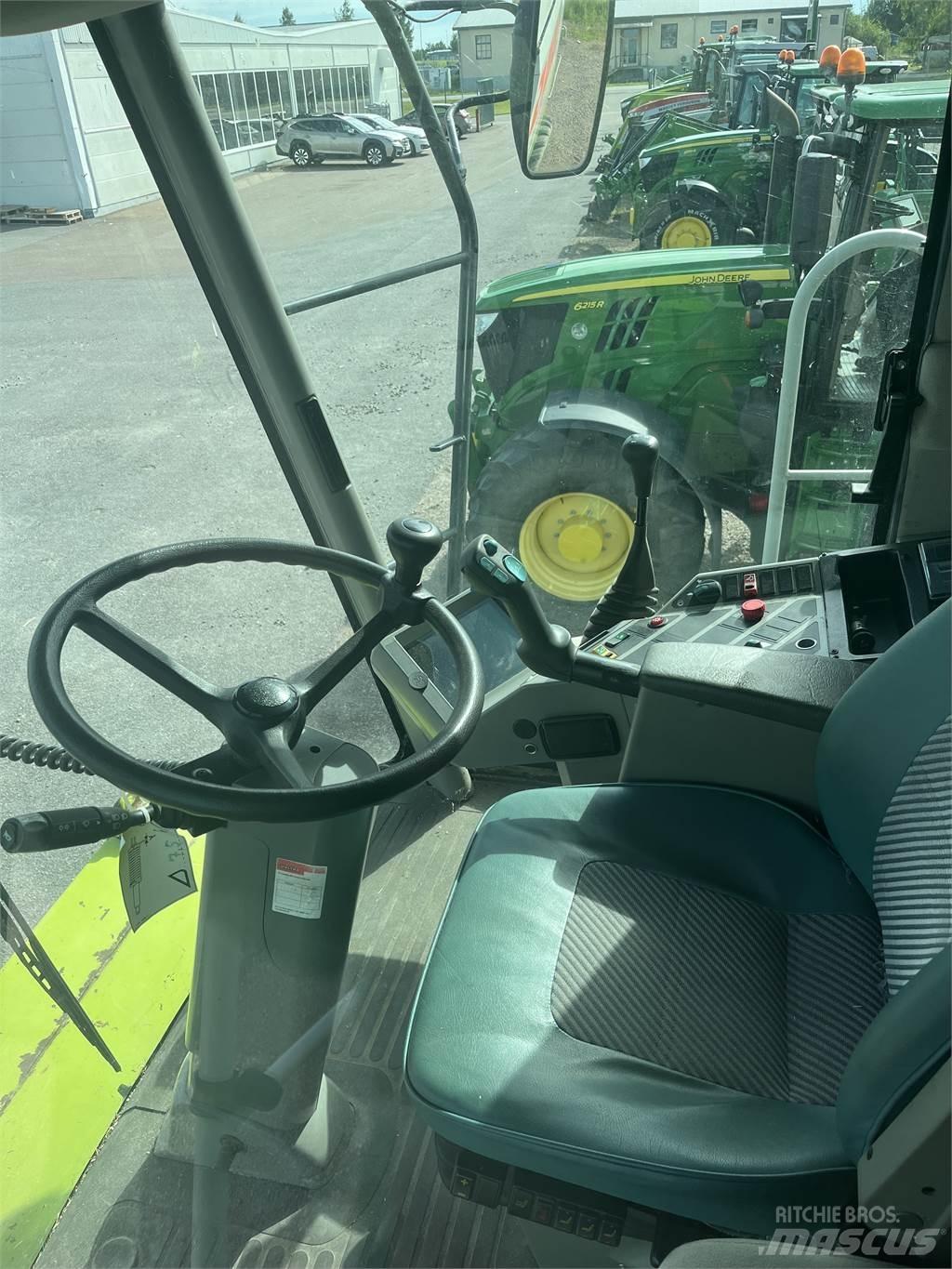 CLAAS Lexion 460 Ražas novākšanas kombaini