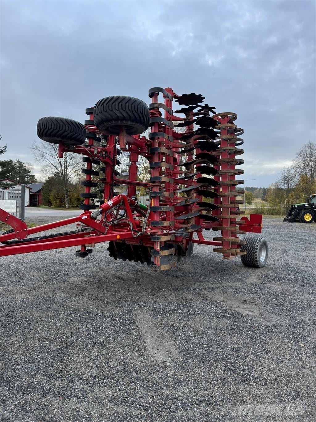 Horsch Joker 6 RT Cita augsnes apstrādes tehnika un papildaprīkojums