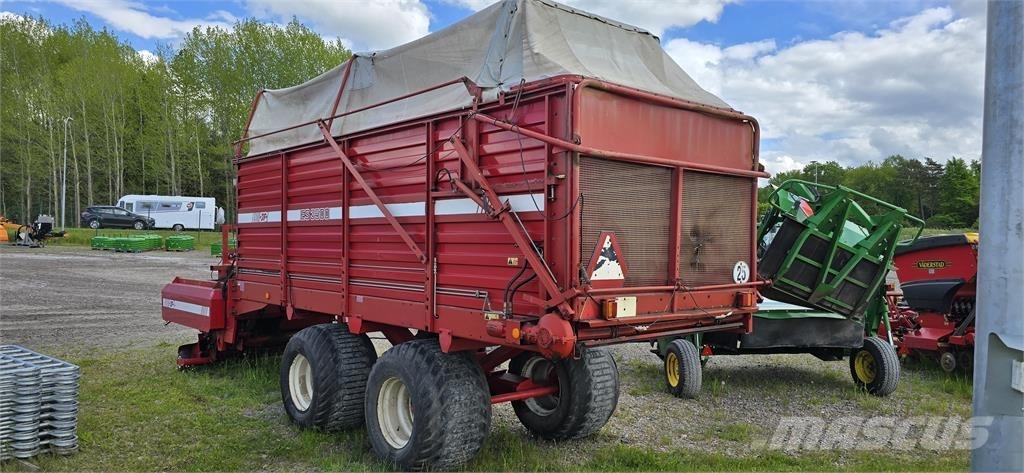 JF 3500 HACKVAGN Savācējpiekabes