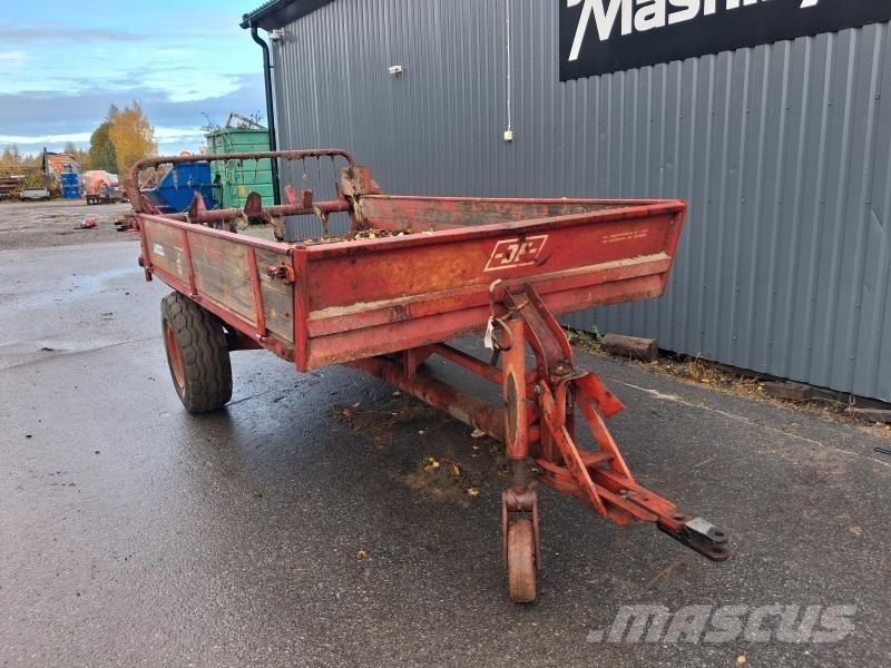 JF AV 3 GÖDSELVAGN Standarta piekabes