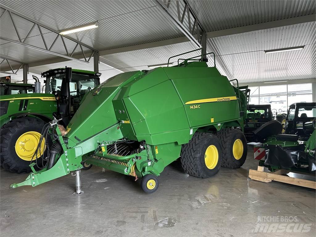 John Deere 1434 Rituļu preses