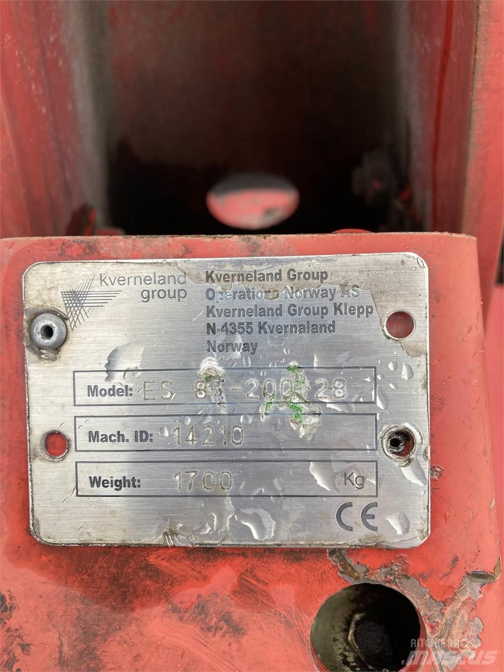 Kverneland ES85-200-5 Maiņvērsējarkli