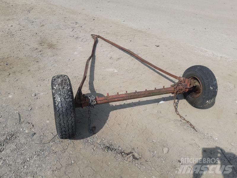 LUNNINGS VAGN Meža piekabes