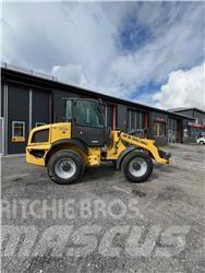New Holland W70C Iekrāvēji uz riteņiem