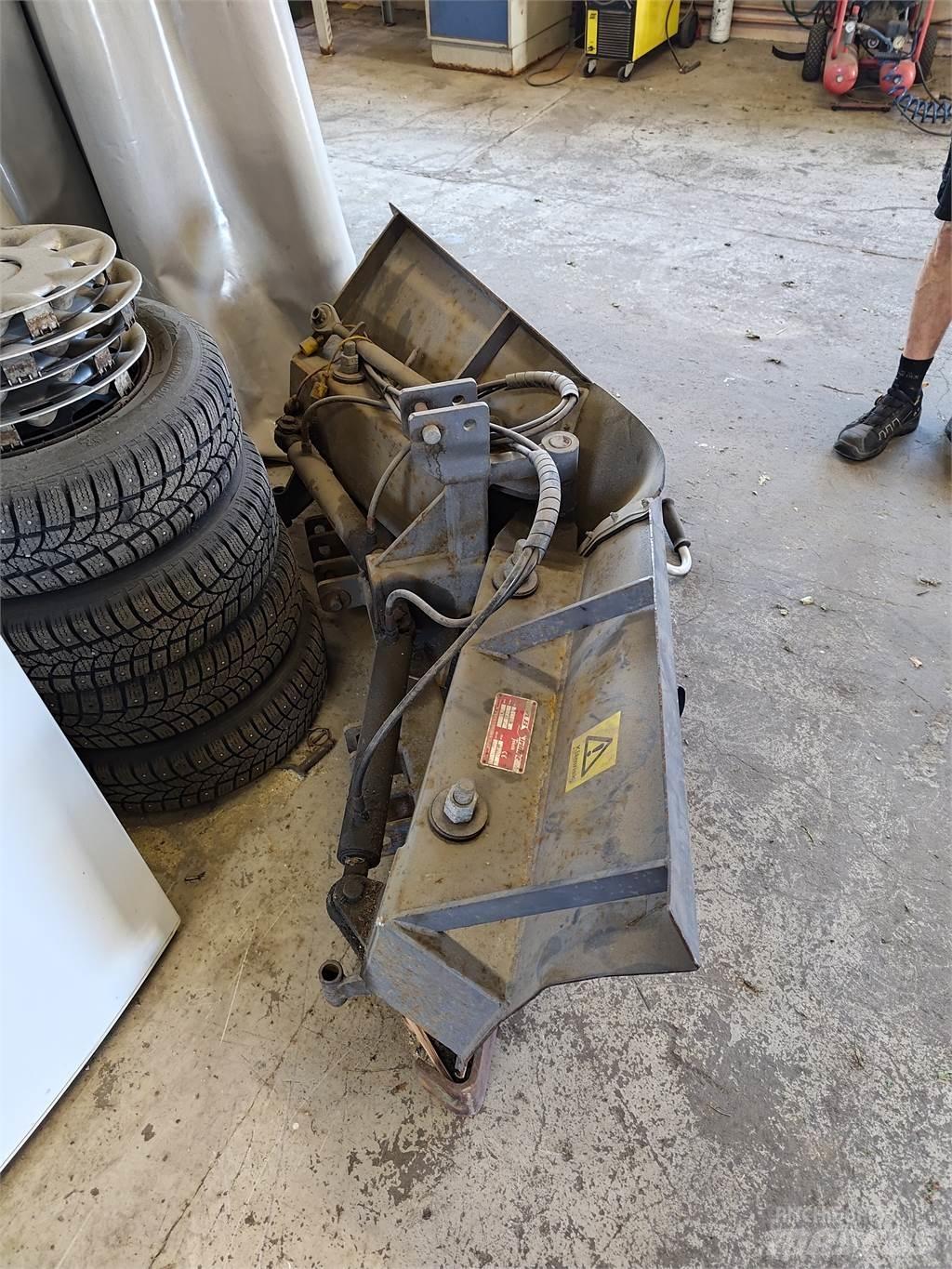Siringe 170 VIKPLOG 3-P Sniega naži un tīrītāji