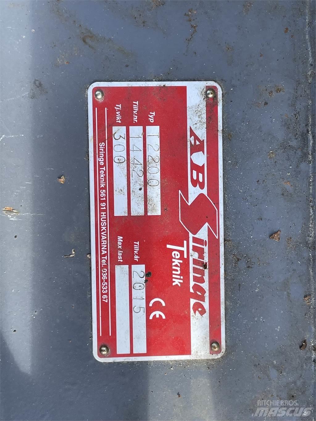 Siringe T 2200 Sniega naži un tīrītāji