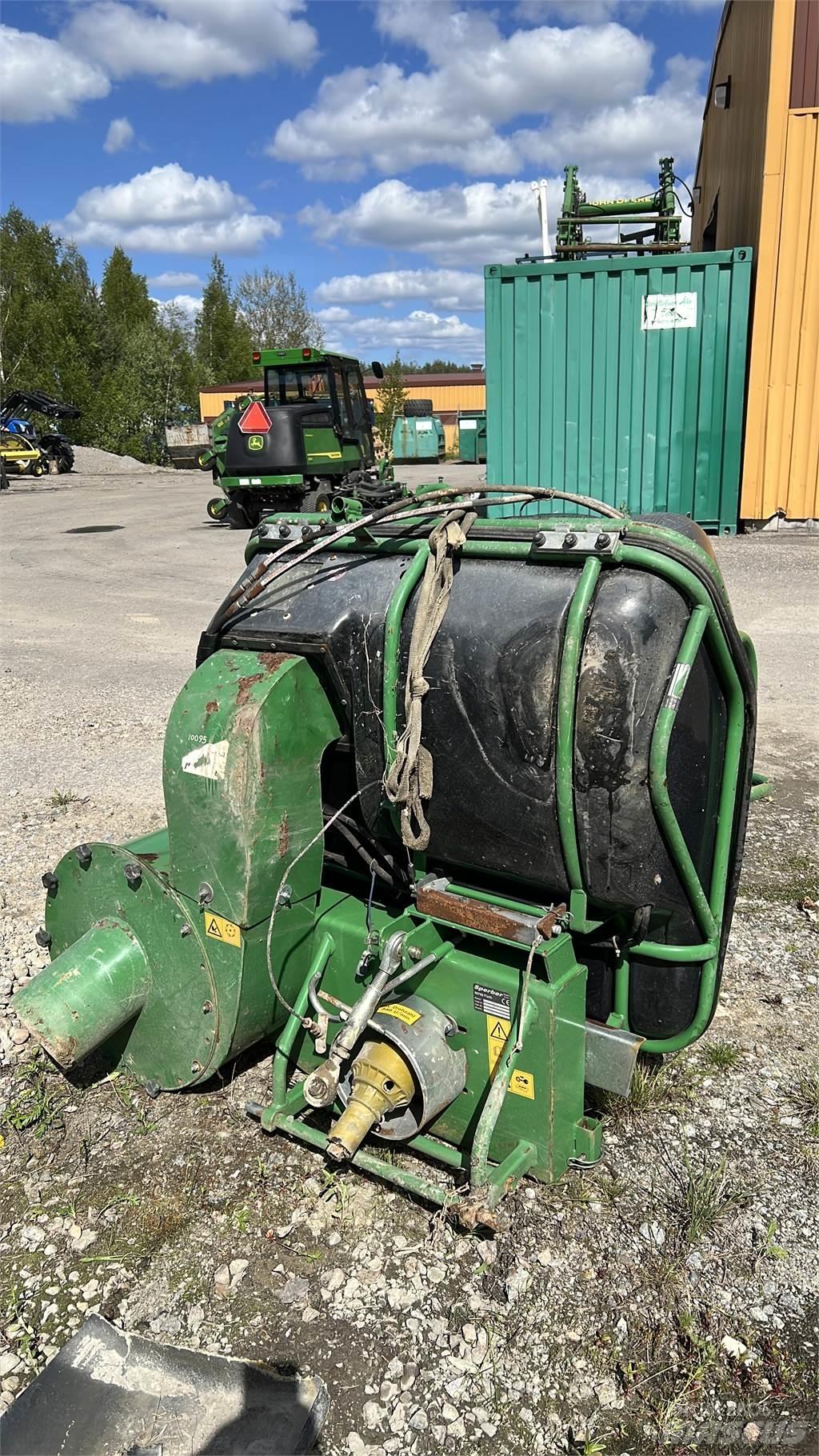 Sperber Uppsamlare Mauriņa traktors