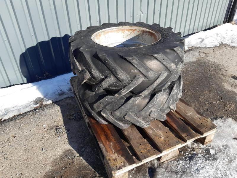  TRAKTOR HJUL 10,5/80-18 Riepas, riteņi un diski