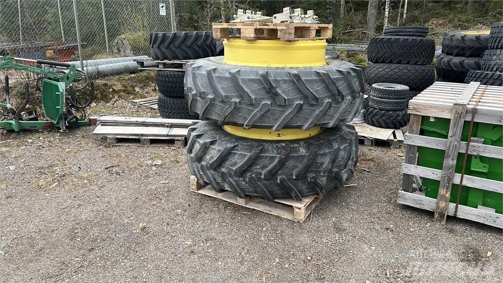 Trelleborg 520/85R42 Riepas, riteņi un diski