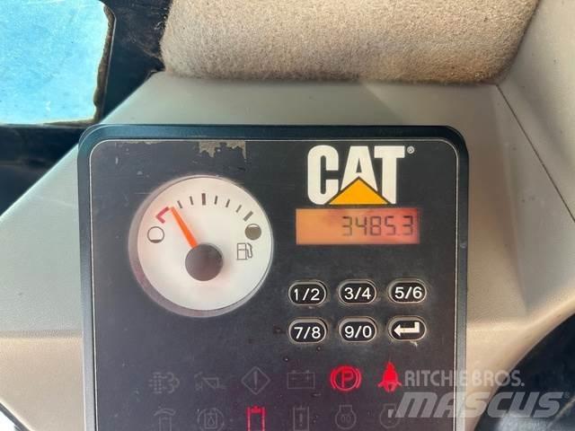 CAT 259D Lietoti riteņu kompaktiekrāvēji