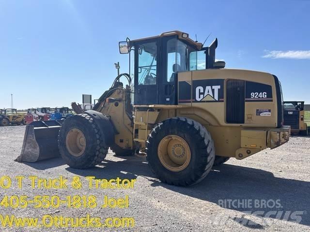 CAT 924G Iekrāvēji uz riteņiem