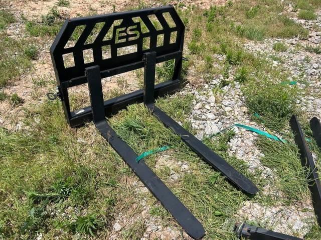 ES 48 Forks Dakšas