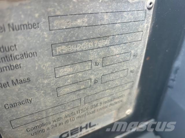 Gehl RS8-42 Teleskopiskie manipulatori