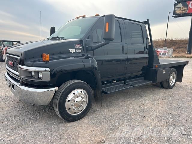 GMC C5500 Platformas/kravas mašīnas ar vinču