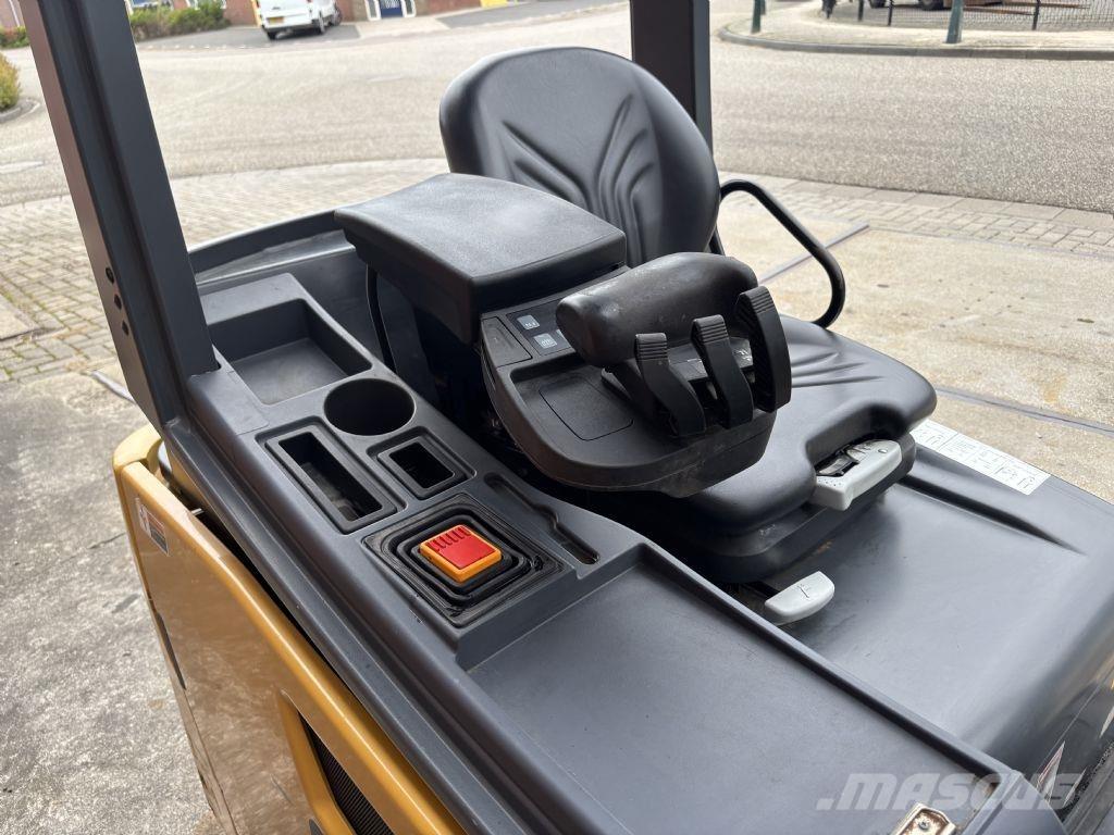 CAT 2ET4000 Elektriskie iekrāvēji