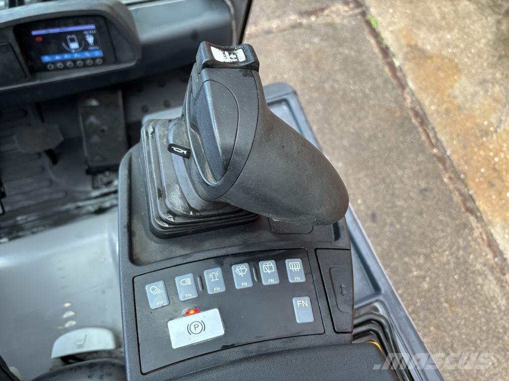 Jungheinrich EFG 216k Elektriskie iekrāvēji