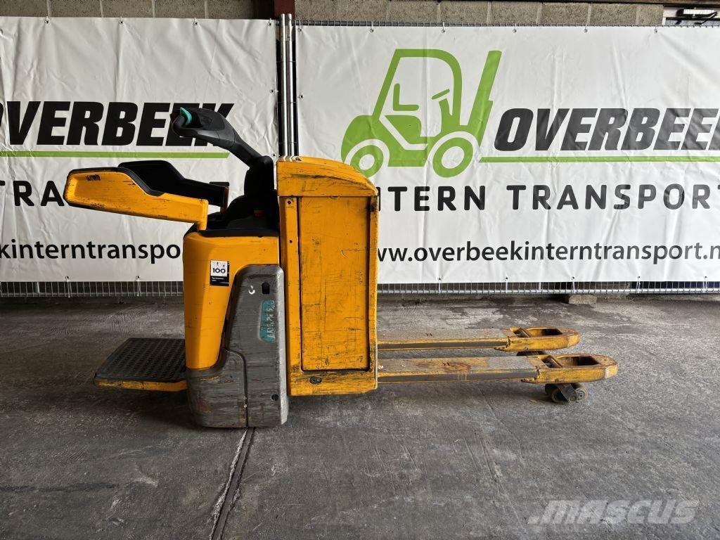 Jungheinrich ERE 225 Pašgājēji krautnētāji