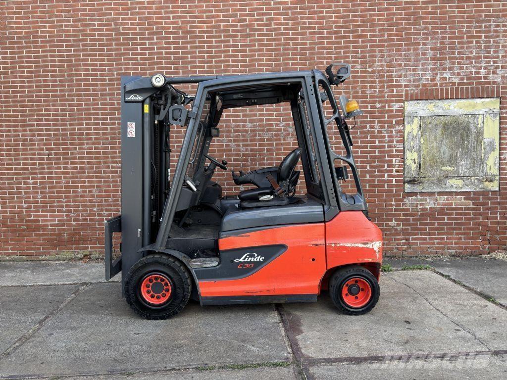 Linde E30-01 Elektriskie iekrāvēji