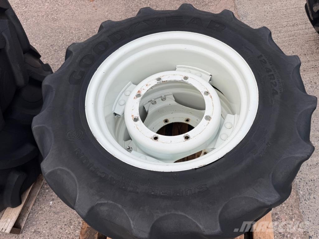 Goodyear 120 Cits traktoru papildaprīkojums