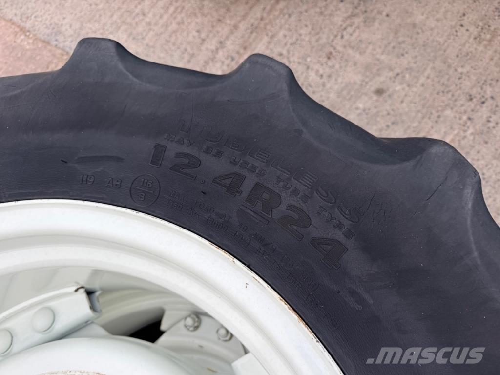 Goodyear 120 Cits traktoru papildaprīkojums