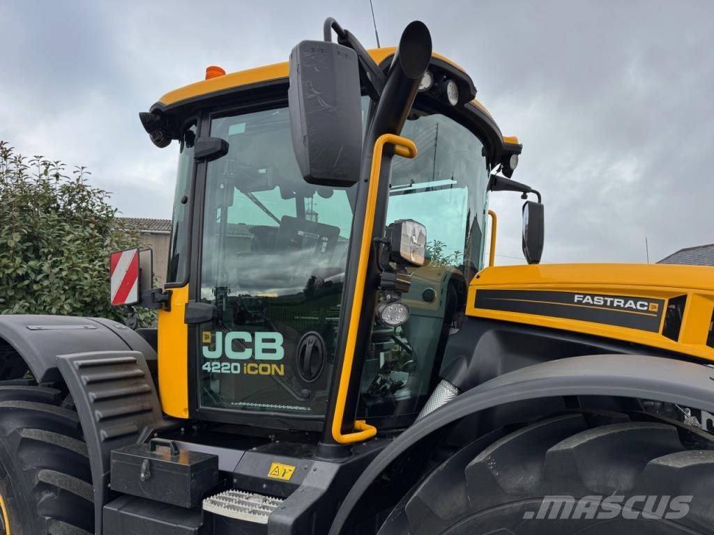 JCB 4220 iCON Traktori