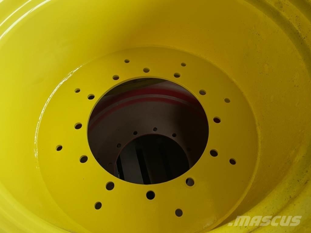 John Deere 415 Cits traktoru papildaprīkojums