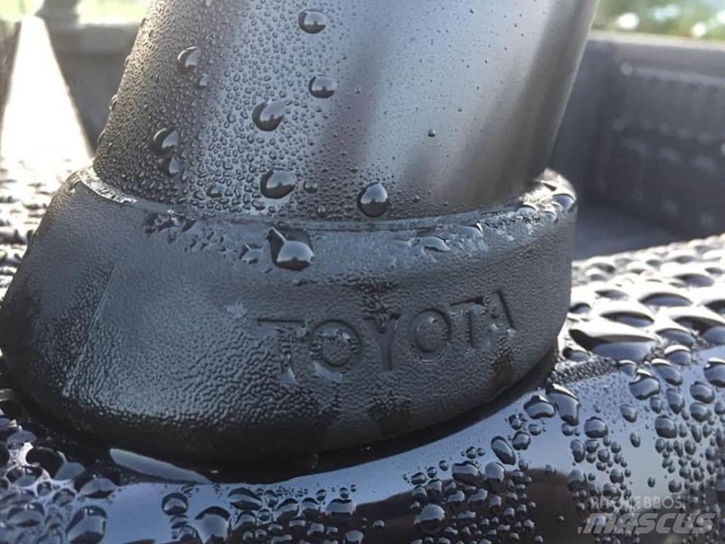 Toyota 718 Cits traktoru papildaprīkojums
