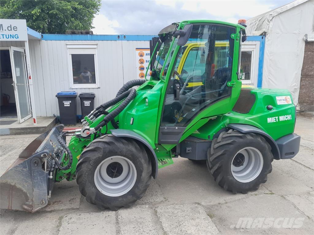 Avant 860i Būvniecība- Citi