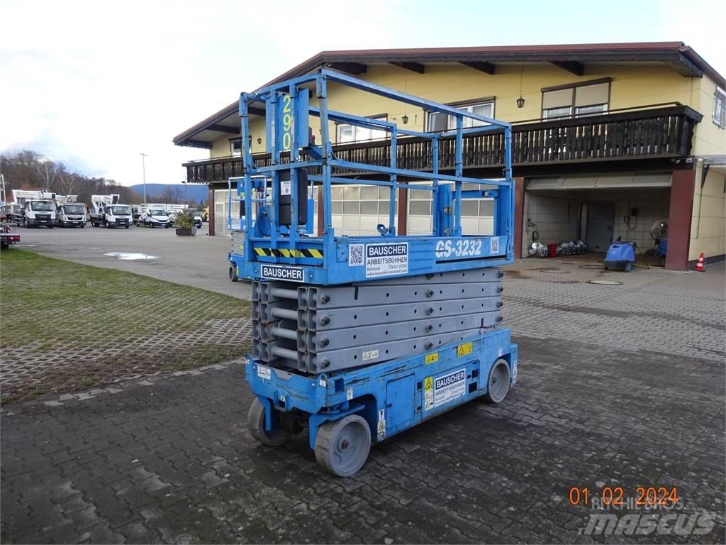 Genie GS 3232 Šķerveida pacēlāji
