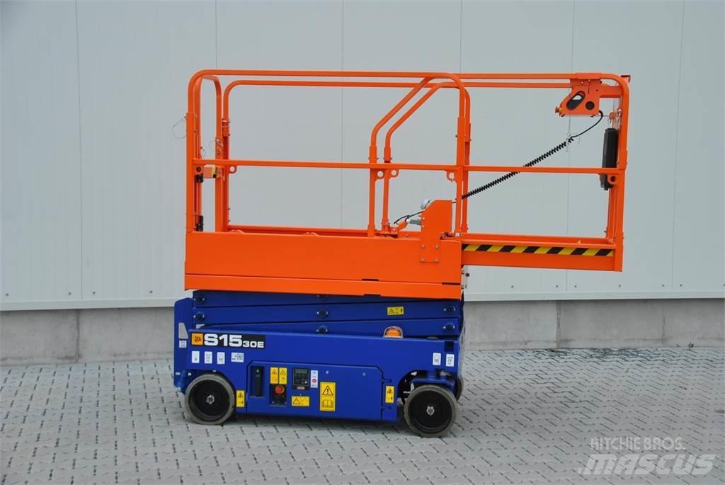 JCB S1530E Šķerveida pacēlāji
