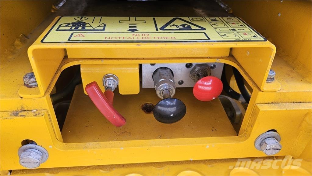 JCB S1930E Pacēlājplatformas - piekabes