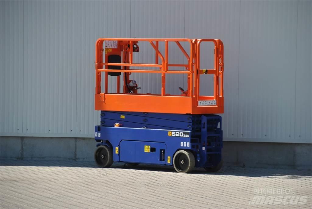 JCB S2032E Šķerveida pacēlāji