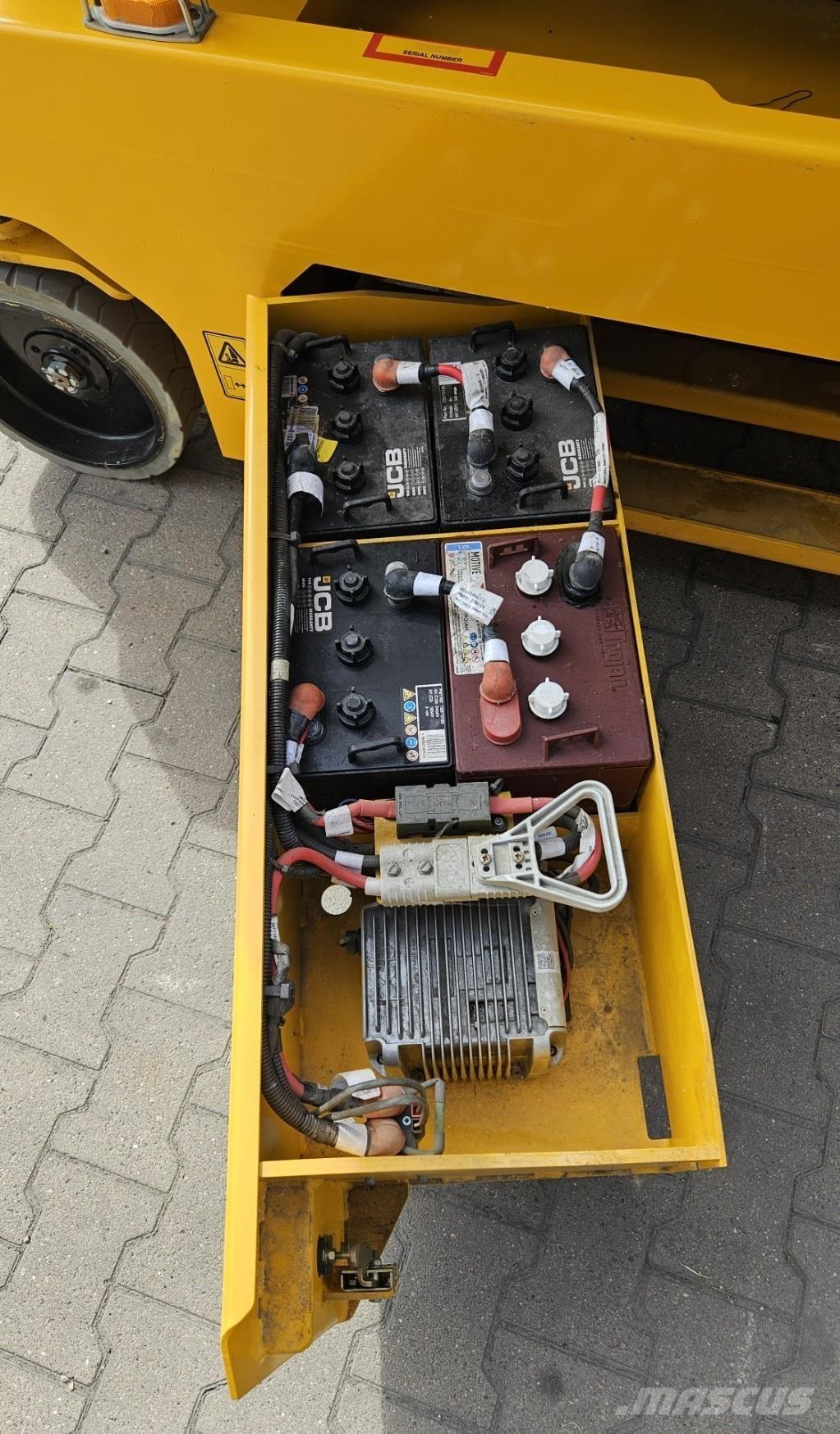 JCB S2646E Šķerveida pacēlāji