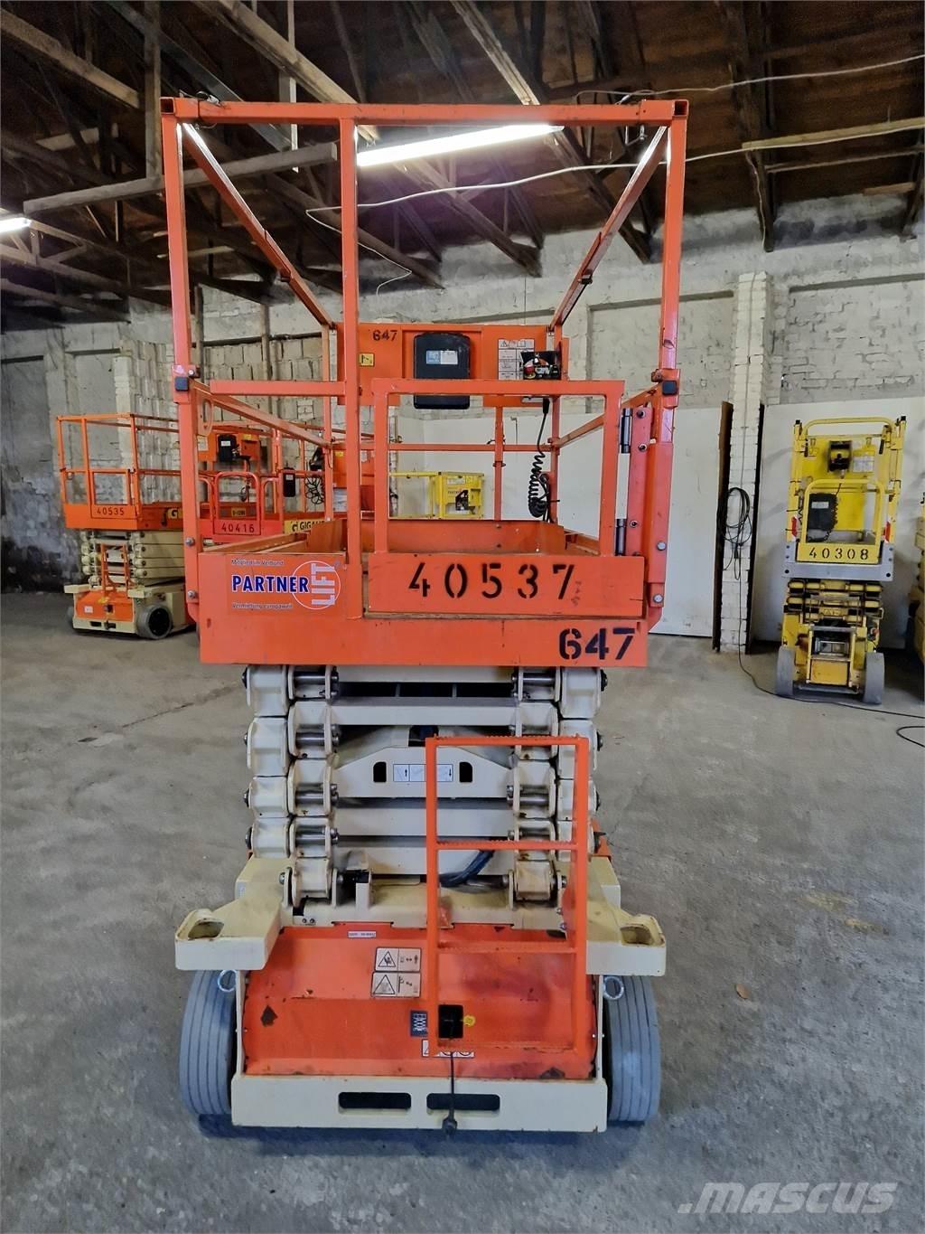 JLG 10 RS Šķerveida pacēlāji