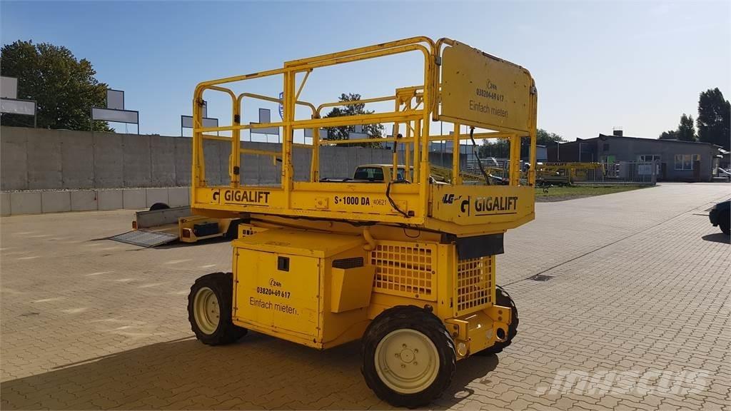 JLG 260 MRT-A Šķerveida pacēlāji