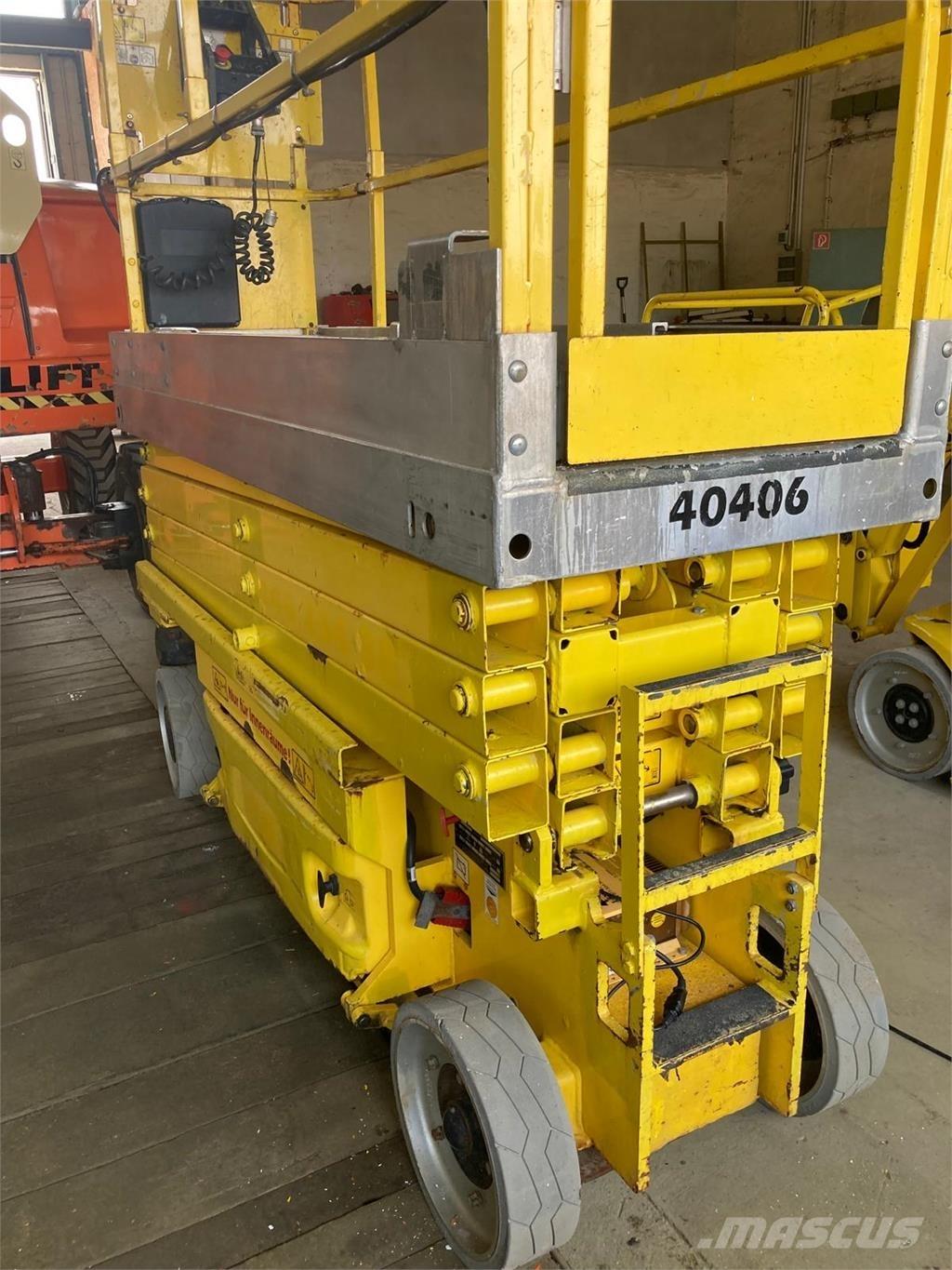 JLG 2630 ES Šķerveida pacēlāji