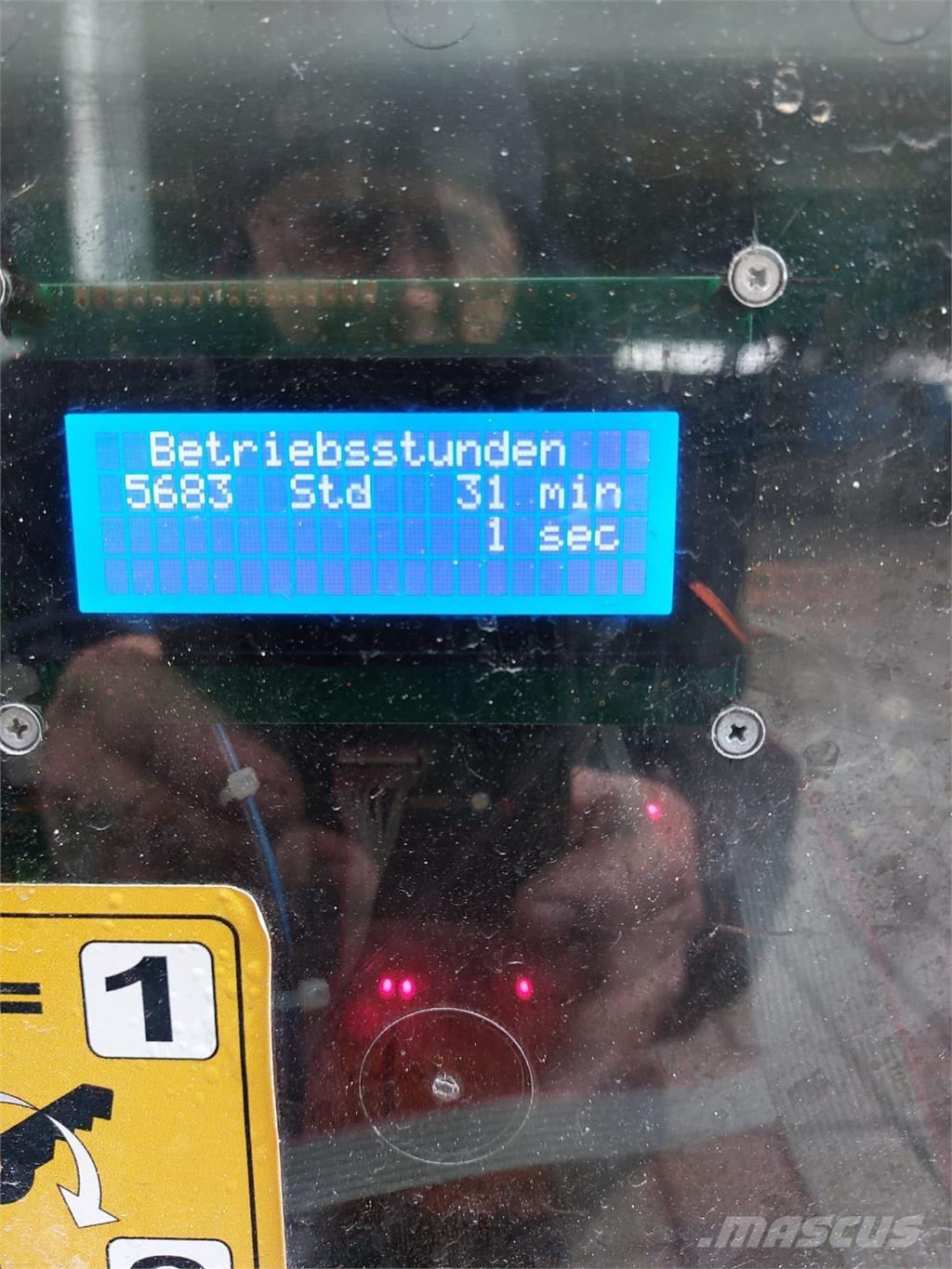 PB S171-12ES Šķerveida pacēlāji