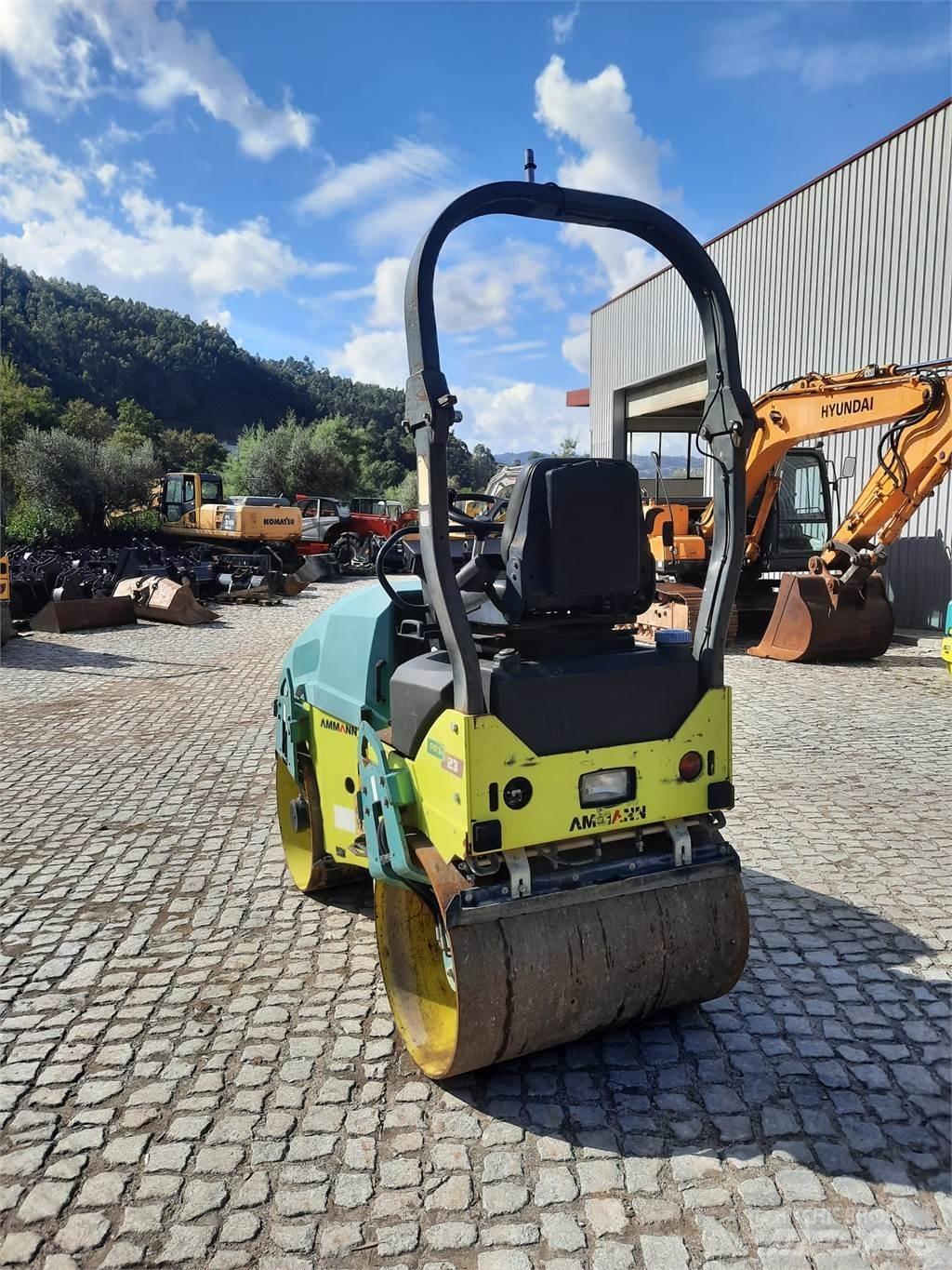 Ammann ARX23 Divvalču grunts veltņi