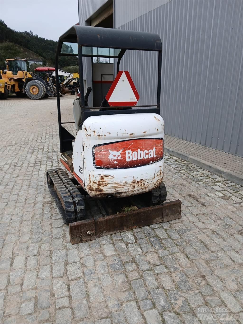 Bobcat 323 Mini ekskavatori < 7 t