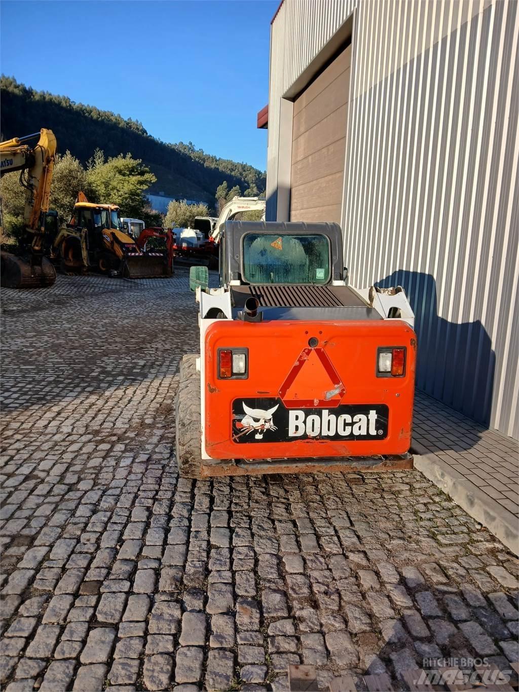 Bobcat S510 Iekrāvēji uz riteņiem