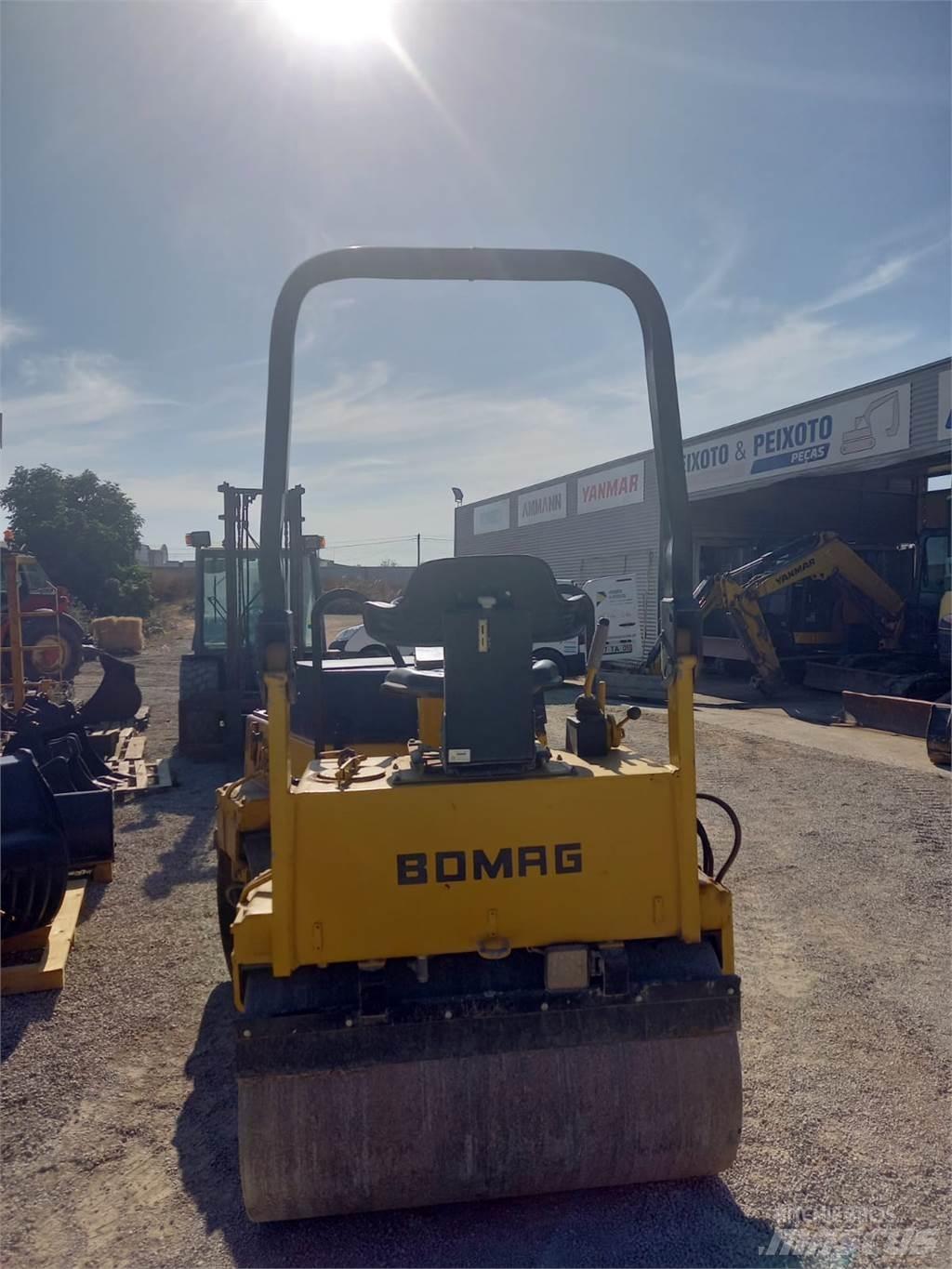 Bomag BW120AD Divvalču grunts veltņi