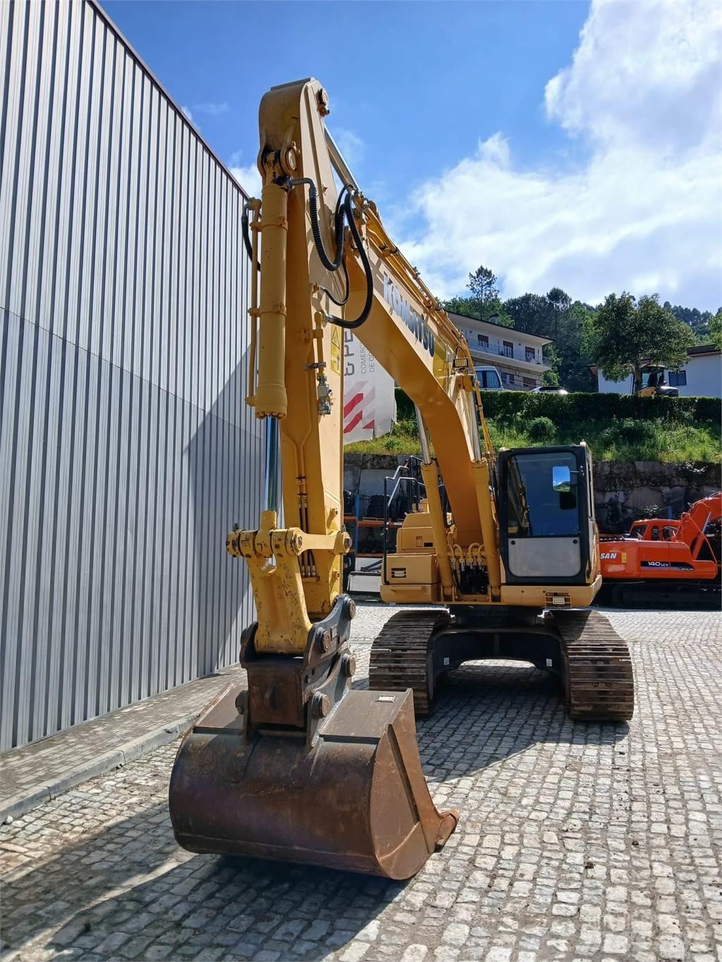 Komatsu PC210NLC-11 Kāpurķēžu ekskavatori