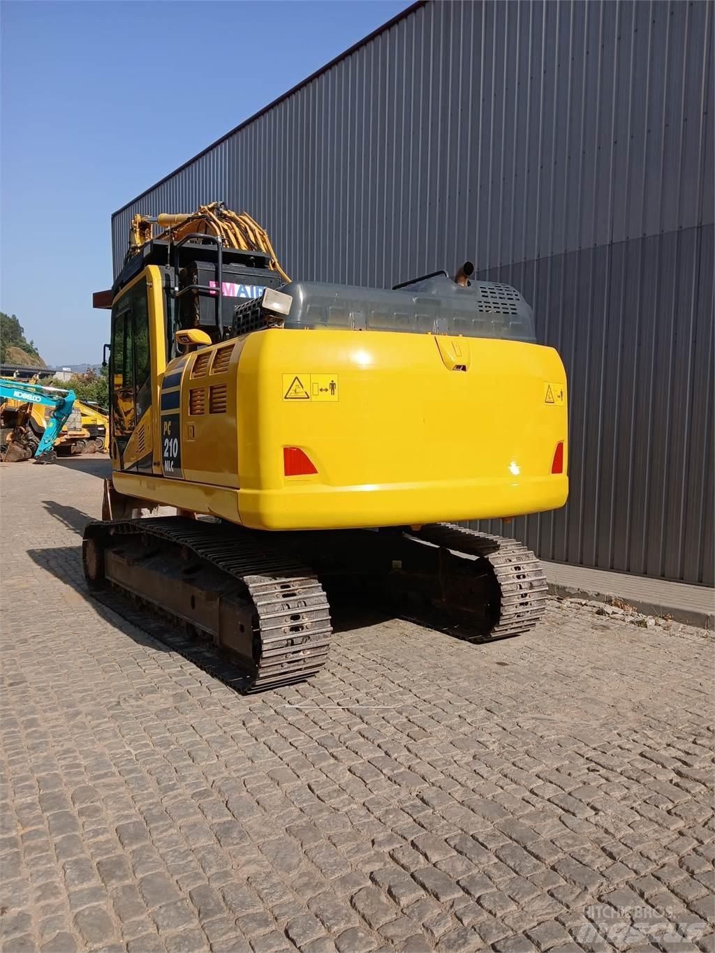 Komatsu PC210NLC-11 Kāpurķēžu ekskavatori