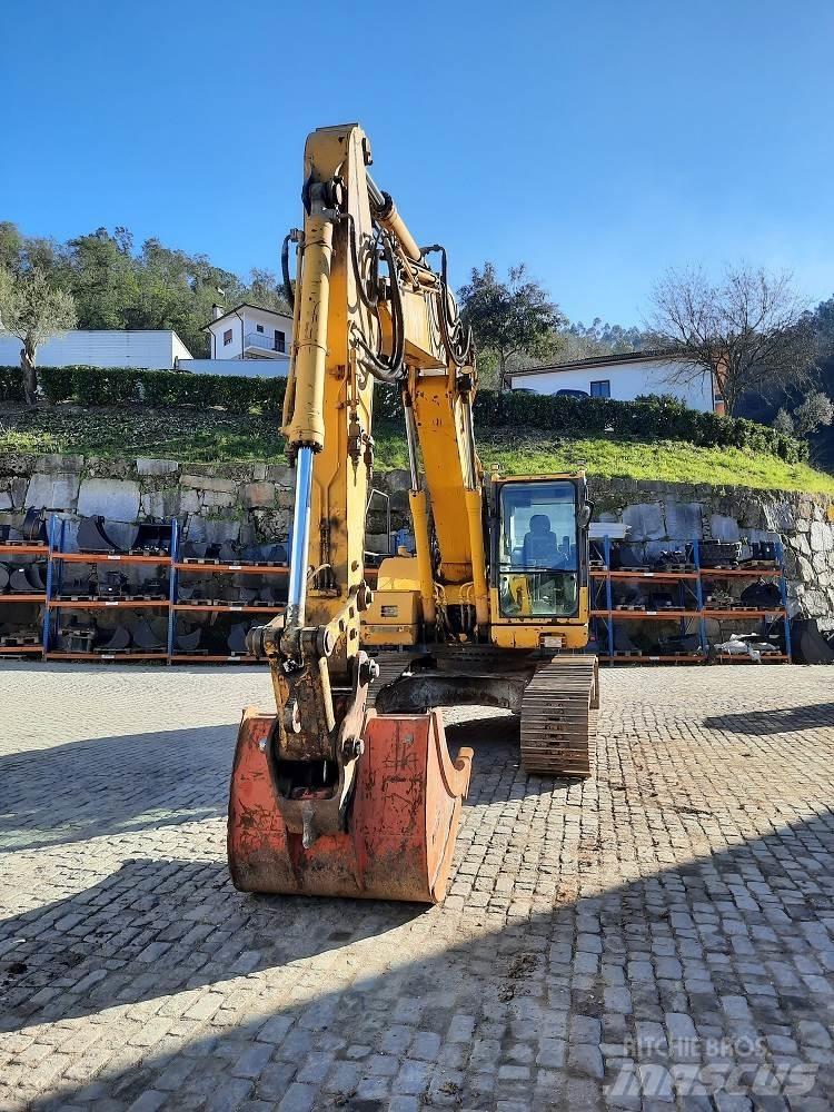 Komatsu PC210NLC-8K Kāpurķēžu ekskavatori