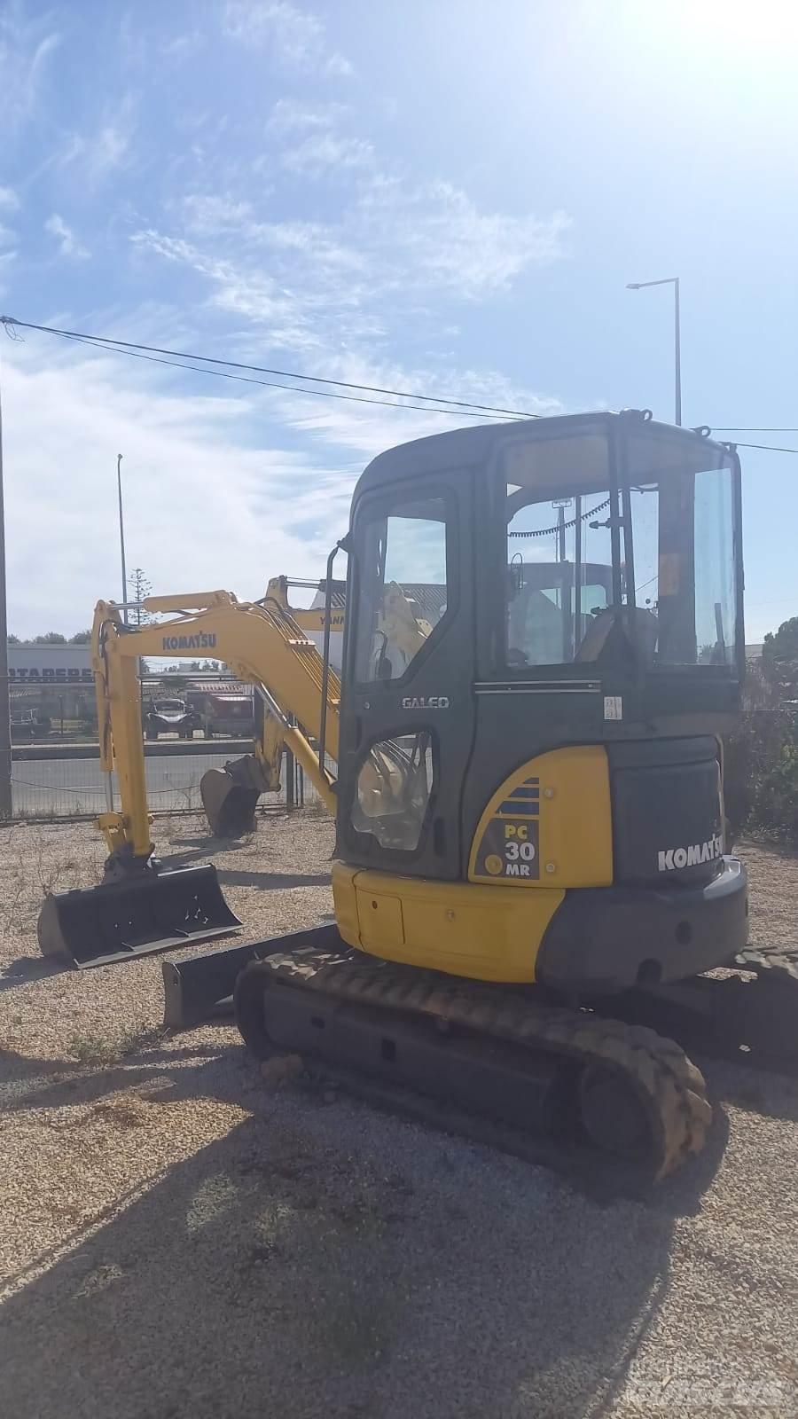 Komatsu PC30MR-2 Mini ekskavatori < 7 t