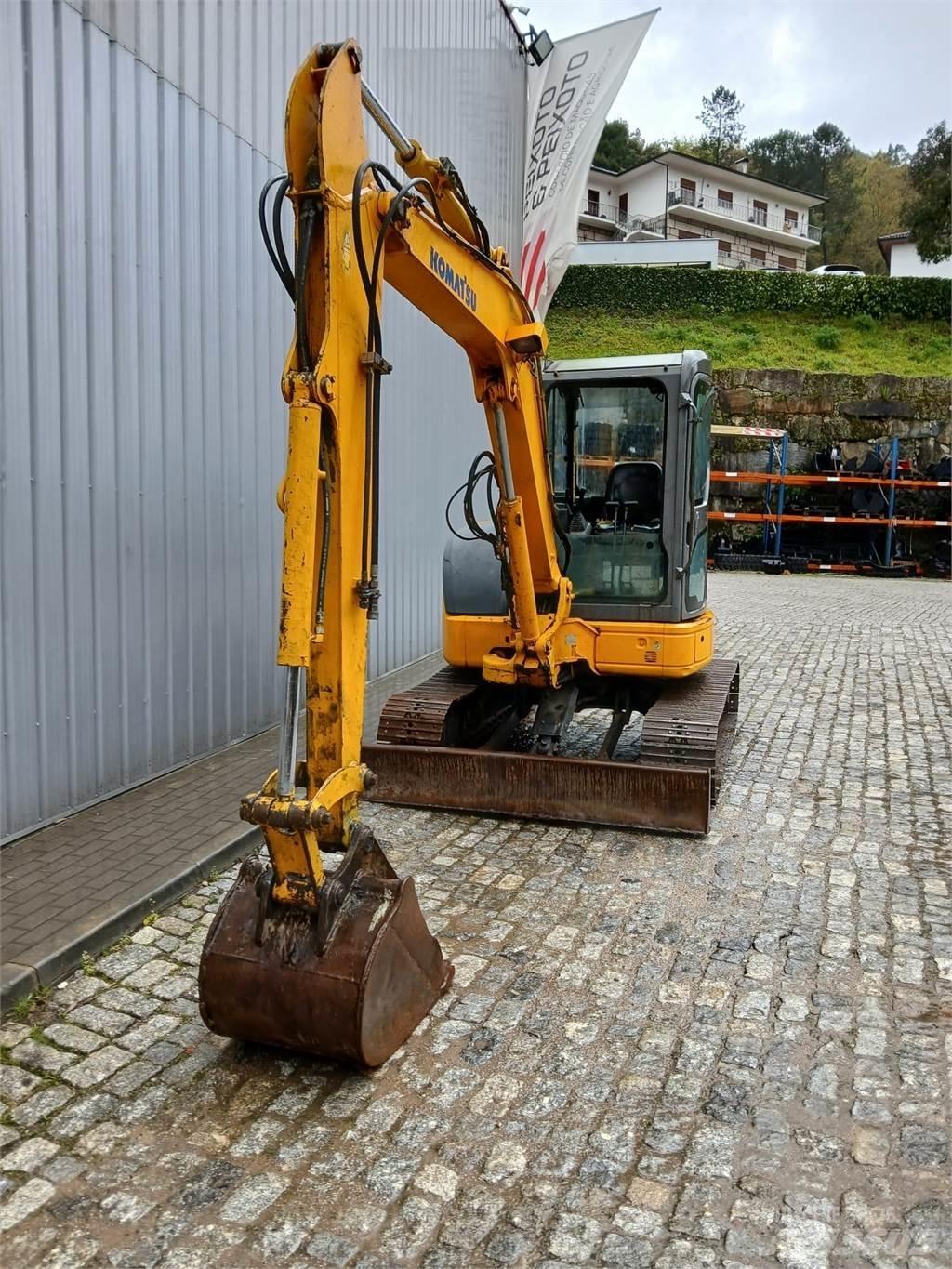Komatsu PC50MR-2 Mini ekskavatori < 7 t